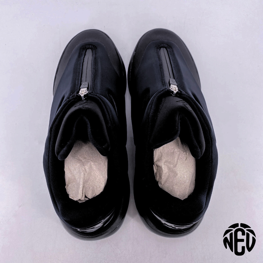 SHAI 001 Charm Black