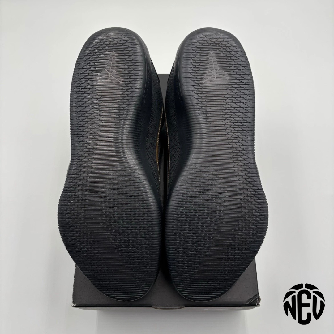 Kobe 11 Elite Low Protro Fade to Black