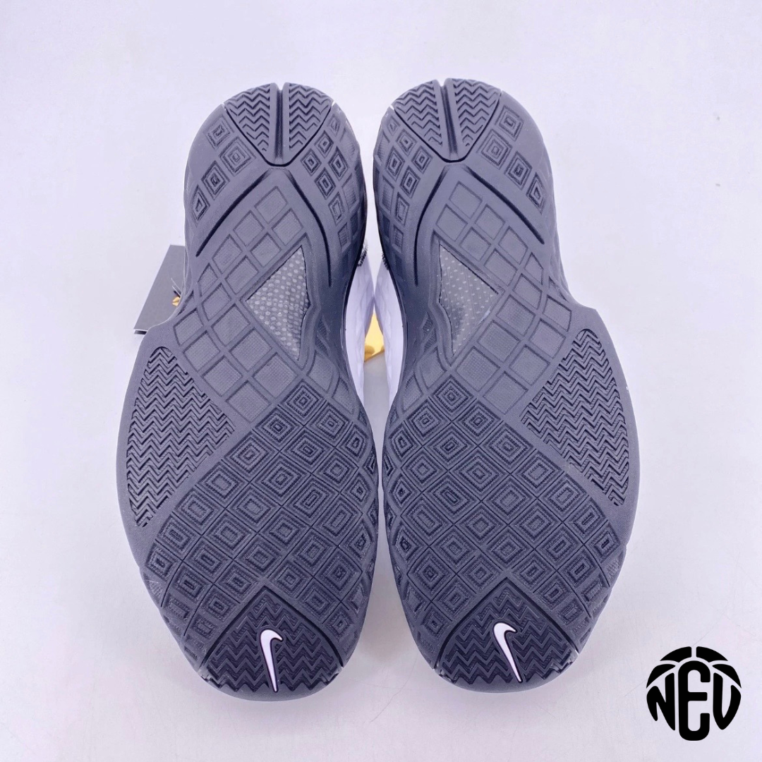 Kobe 3 Low Protro Mambacita
